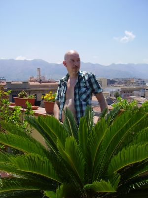 Bastiaan op het dakterras
