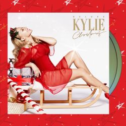 kylie_christmas_cd_dvd_2_2.jpg